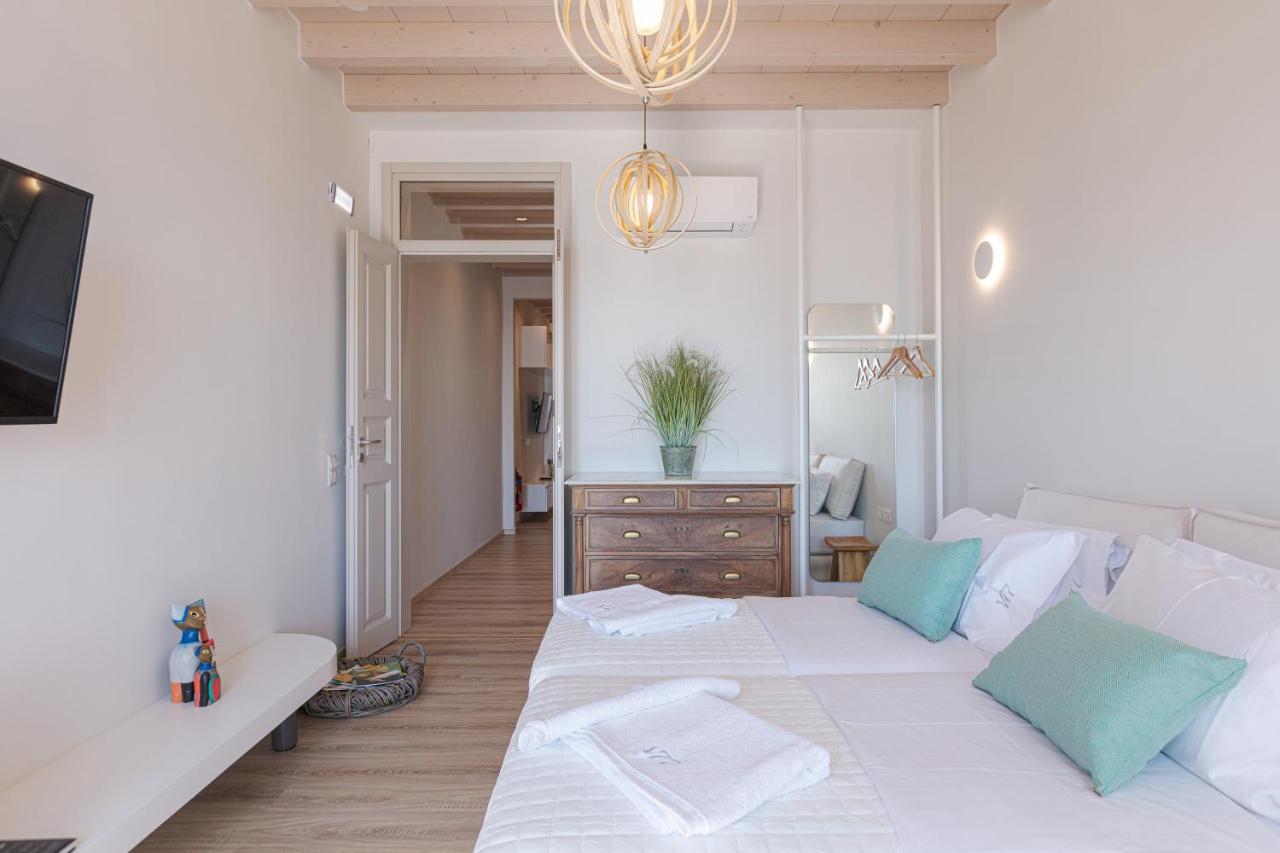 V77 Seafront Suites Ретимно Екстериор снимка