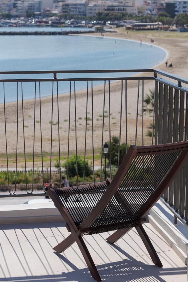 V77 Seafront Suites Ретимно Екстериор снимка